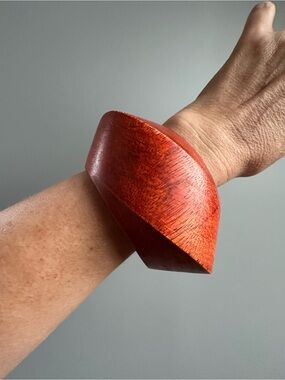 Monies Bold Cinnamon Twist Bracelet